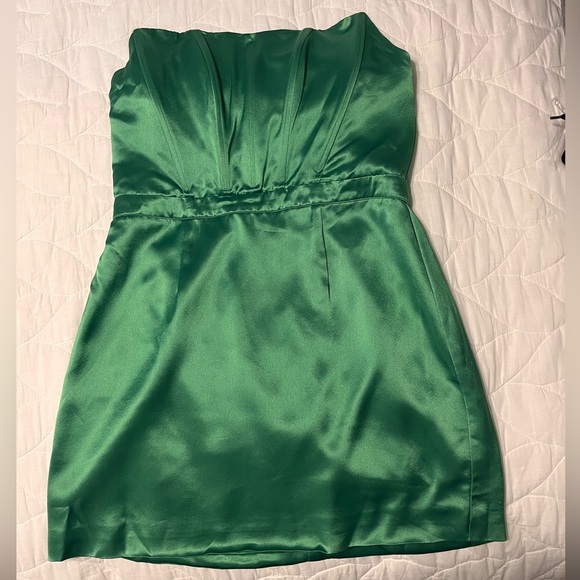 Size M Retrofete Green Silk Corset dress & gold chain straps (nwot)REVOLVE Brand - Picture 7 of 8